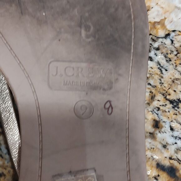 J.Crew Capri Skinny Strap Flip Flop Leather Sandals Silver Metallic Ice Sz 9 - Picture 6 of 6